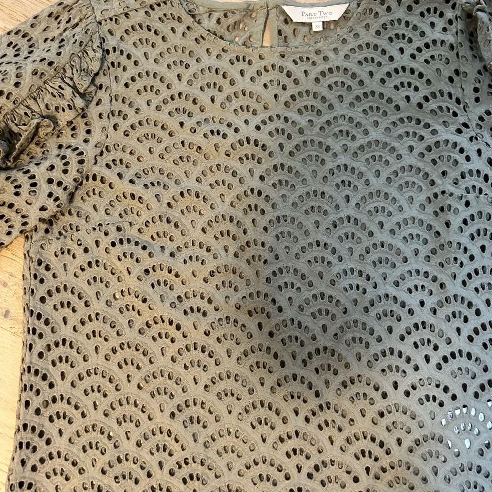 Part Two Eyelet Blouse - Picture 2 of 7